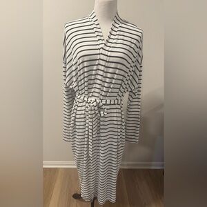 Old Navy Black and White Striped Ribbed Modal Robe - Tall Size